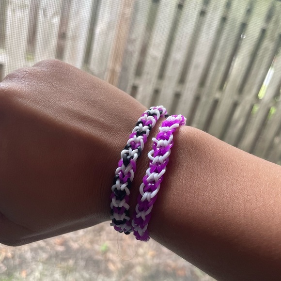 Two Inverse Fishtail Rainbow Loom Bracelets - Picture 3 of 4